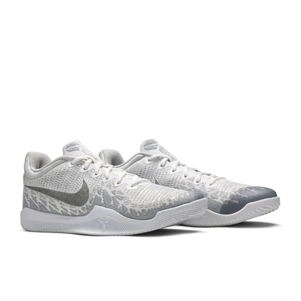 Nike Mamba Rage - NWT in box - Pure Platinum